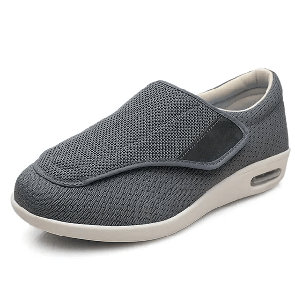 CARESTEP – Cushioned Wide-Fit Shoes Designed for Sensitive and Swollen Feet