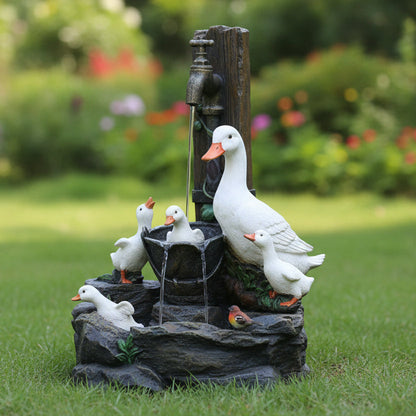 Charming Duck and Squirrel Garden Figurine - Whimsical Outdoor Garden Statue 7