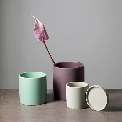 Elegant White Ceramic Flowerpot - Minimalist Design for Modern Home Décor 4