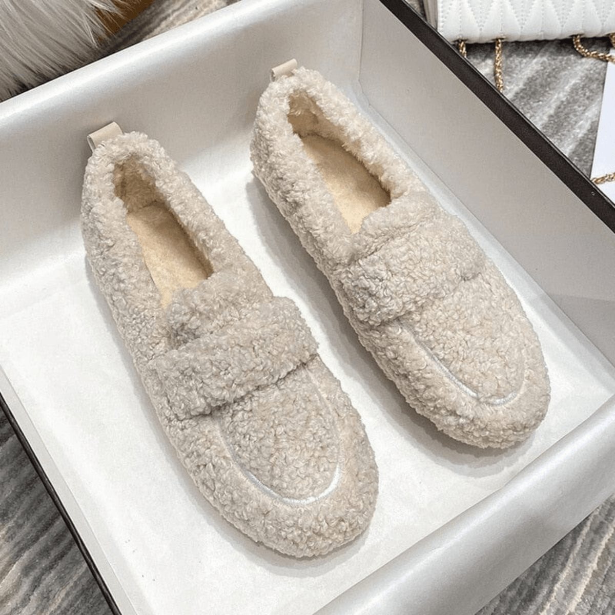 COZYSTEP – Elegant winter slippers for warmth & comfort