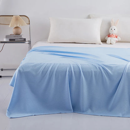 AIRBAMBOO – Breathable Blanket for Cool and Comfortable Summer Nights