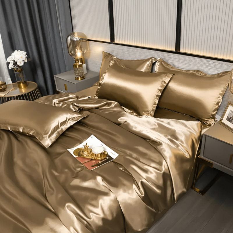 SilkBliss - Luxurious Soft Bedding Set with Duvet Cover, Pillowcases & Fitted Sheet 6