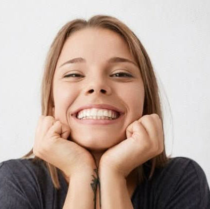 PEARLDENT – Cosmetic dental prosthesis with white dental lenses